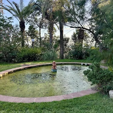 Slow Life Mediterranean Castle كابرايلس